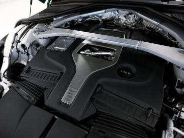 Aston Martin DBX 707 — photo 19