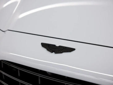 Aston Martin DBX 707 — photo 23