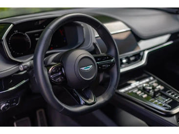 Aston Martin DBX 707 — photo 6