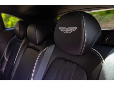 Aston Martin DBX 707 — photo 23