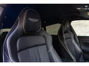 Aston Martin DBX 707 — photo 24