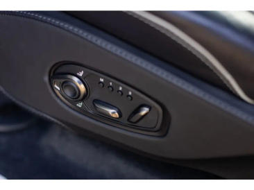Aston Martin DBX 707 — photo 42