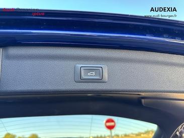 Audi Q3 35 TFSI — photo 11