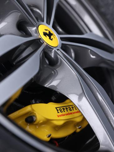 Ferrari Portofino — photo 11