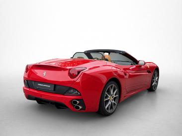 Ferrari California — photo 3