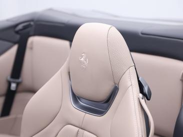 Ferrari Portofino — photo 24