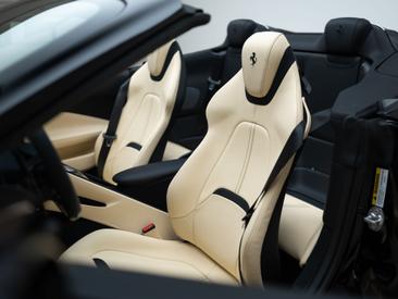 Ferrari Roma Spider — photo 15