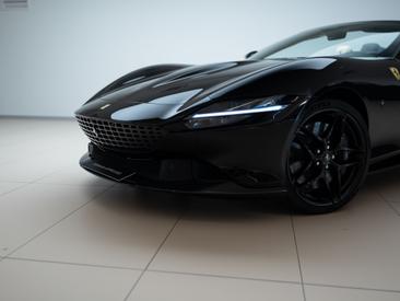 Ferrari Roma Spider — photo 16