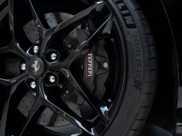Ferrari Roma Spider — photo 27