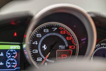Ferrari California T — photo 11