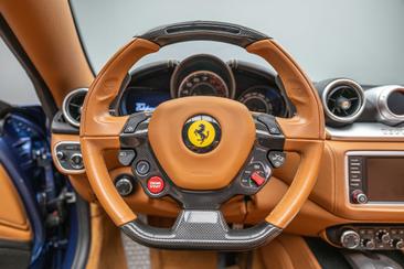 Ferrari California T — photo 10
