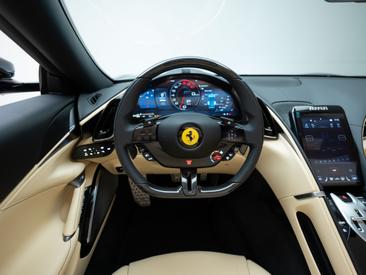 Ferrari Roma Spider — photo 36