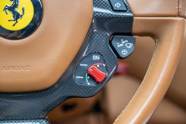 Ferrari California T — photo 12