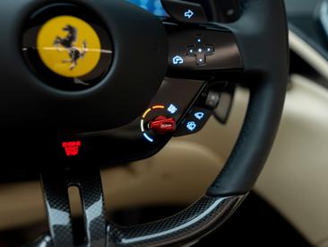 Ferrari Roma Spider — photo 38