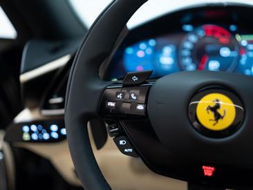 Ferrari Roma Spider — photo 40