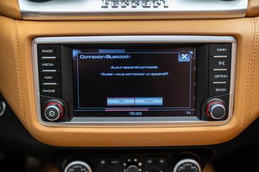 Ferrari California T — photo 17