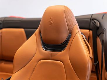 Ferrari Portofino — photo 30
