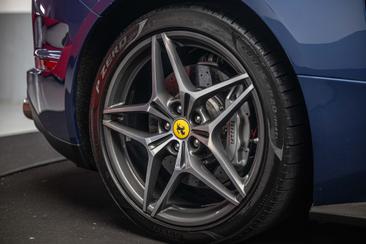 Ferrari California T — photo 30