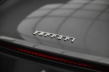 Ferrari California T — photo 30
