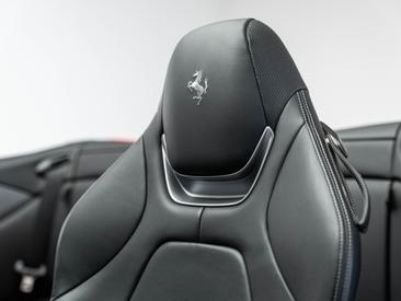 Ferrari Portofino — photo 31