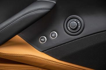 Ferrari California T — photo 40
