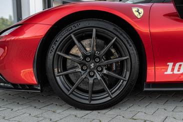 Ferrari SF90 Spider — photo 19