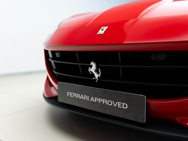 Ferrari Portofino — photo 36
