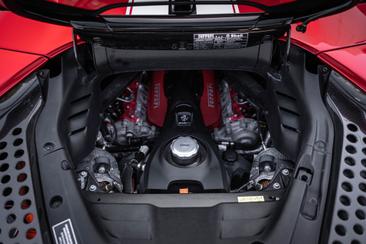Ferrari SF90 Spider — photo 30