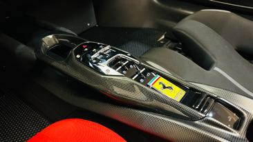 Ferrari SF90 XX Spider — photo 26