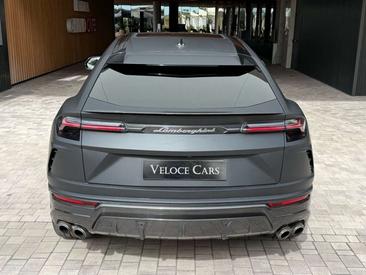 Lamborghini Urus — photo 8