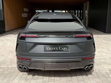 Lamborghini Urus — photo 9