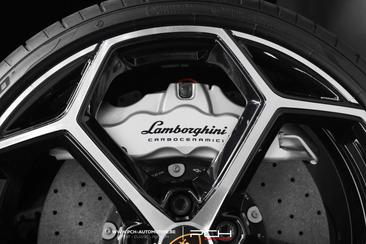 Lamborghini Huracán EVO — photo 29