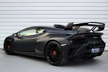 Lamborghini Huracán STO — photo 2