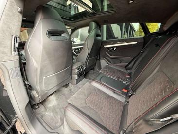 Lamborghini Urus — photo 15