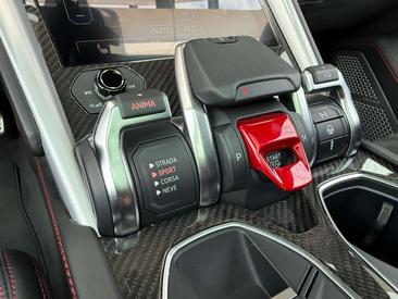 Lamborghini Urus — photo 22