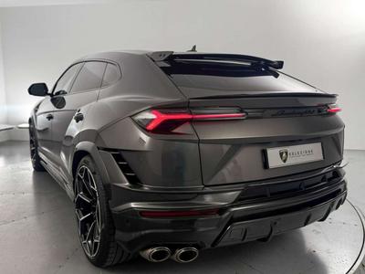 Lamborghini Urus Performante