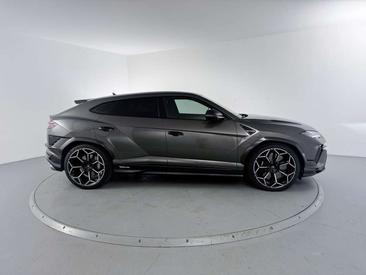 Lamborghini Urus Performante — photo 5