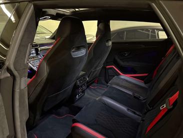 Lamborghini Urus Performante — photo 14