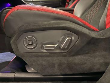 Lamborghini Urus Performante — photo 17