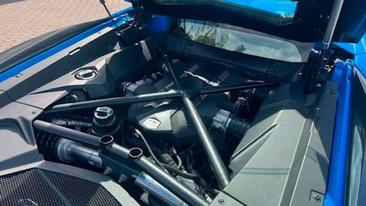 Lamborghini Aventador S — photo 16