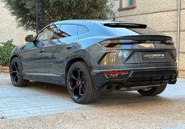 Lamborghini Urus — photo 5