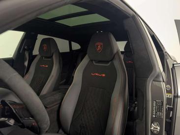 Lamborghini Urus Performante — photo 16