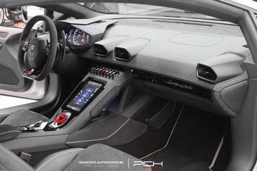 Lamborghini Huracán EVO — photo 12