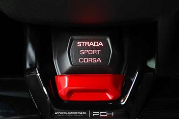 Lamborghini Huracán EVO — photo 14