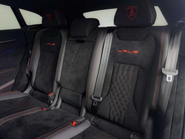 Lamborghini Urus Performante — photo 19