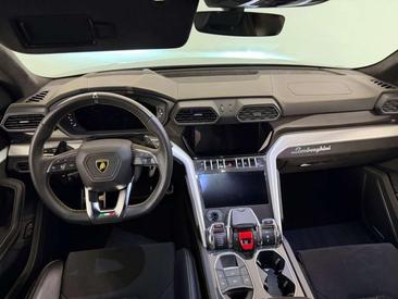 Lamborghini Urus — photo 7