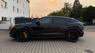 Lamborghini Urus — photo 3