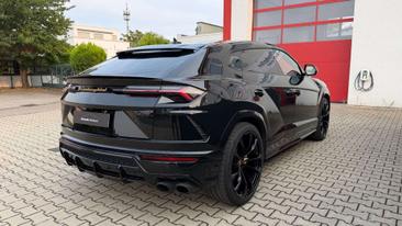 Lamborghini Urus — photo 4