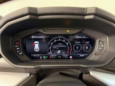 Lamborghini Urus — photo 16