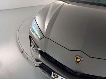 Lamborghini Urus — photo 24